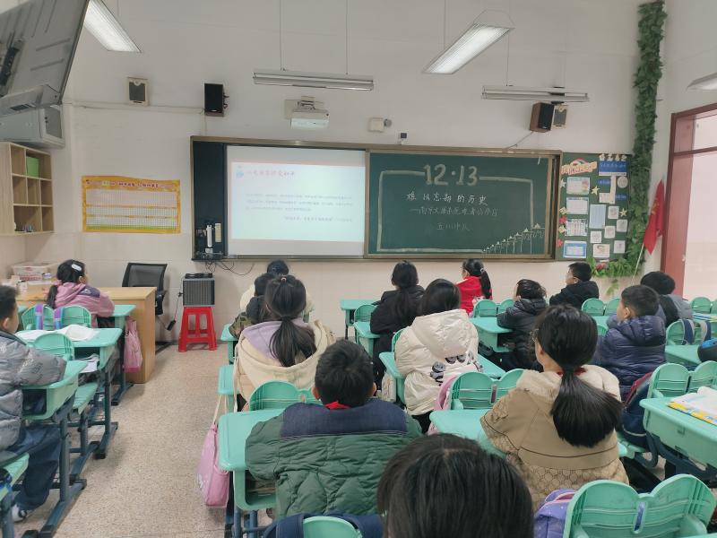 ea7433a7b751c8a2c6fe35317b0955cc.jpg ea7433a7b751c8a2c6fe35317b0955cc.jpg