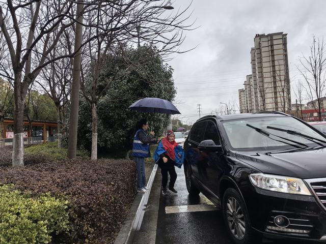 家长志愿者1 (5).jpg 家长志愿者1 (5).jpg