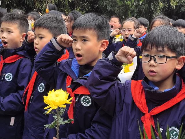 祭扫4.jpg 祭扫4.jpg