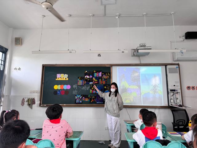 陈谊.jpg