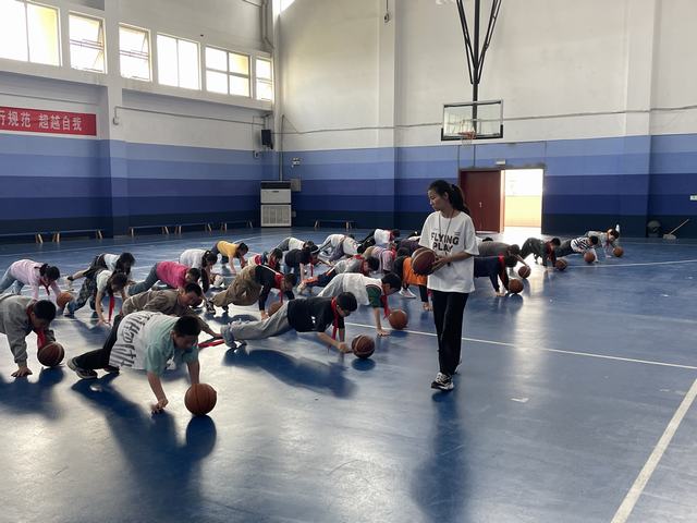 体育2.JPG