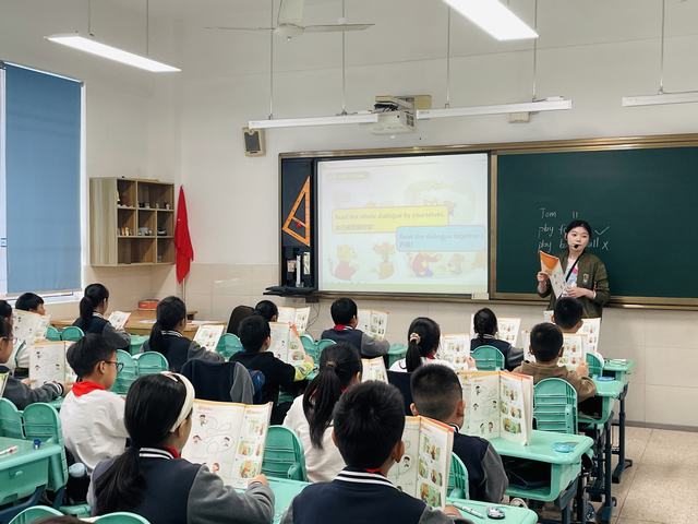 滕思怡.jpg