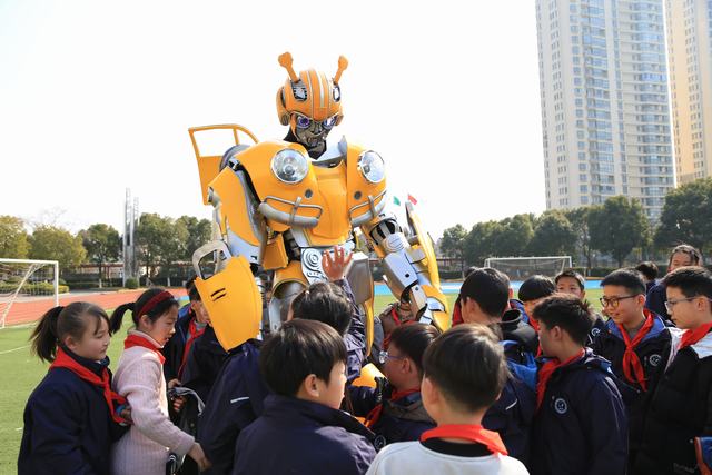 大黄蜂与学生 (9).JPG