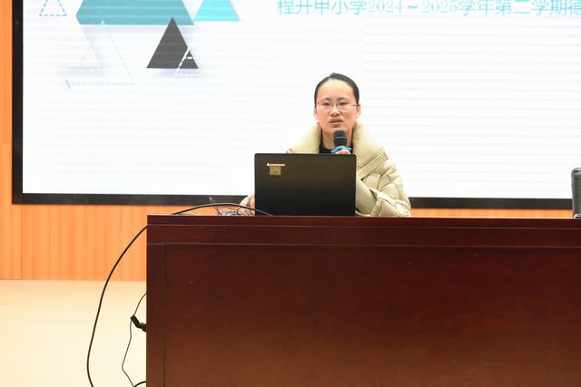 304E979EF6C9CC86C15526F463B29F0B.jpg 304E979EF6C9CC86C15526F463B29F0B.jpg