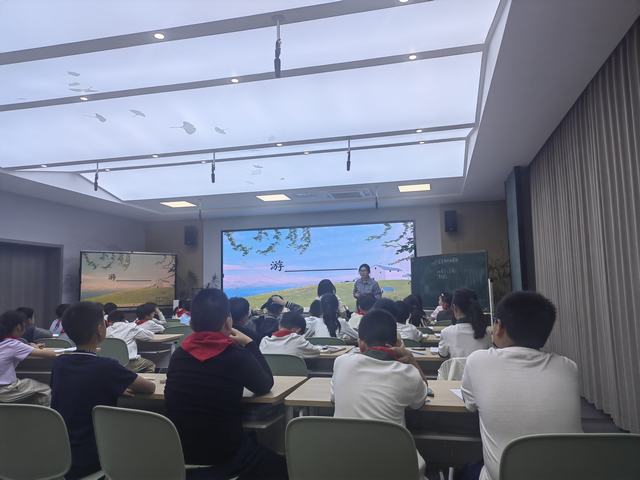 B8011B6C5383C74D1CC7942FD93A7400.jpg B8011B6C5383C74D1CC7942FD93A7400.jpg