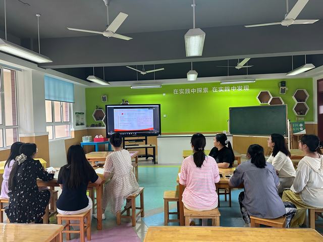 AA37BC055375E13BE091A1099AC17CFA.jpg AA37BC055375E13BE091A1099AC17CFA.jpg