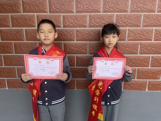 第9周 升旗 (1).jpg